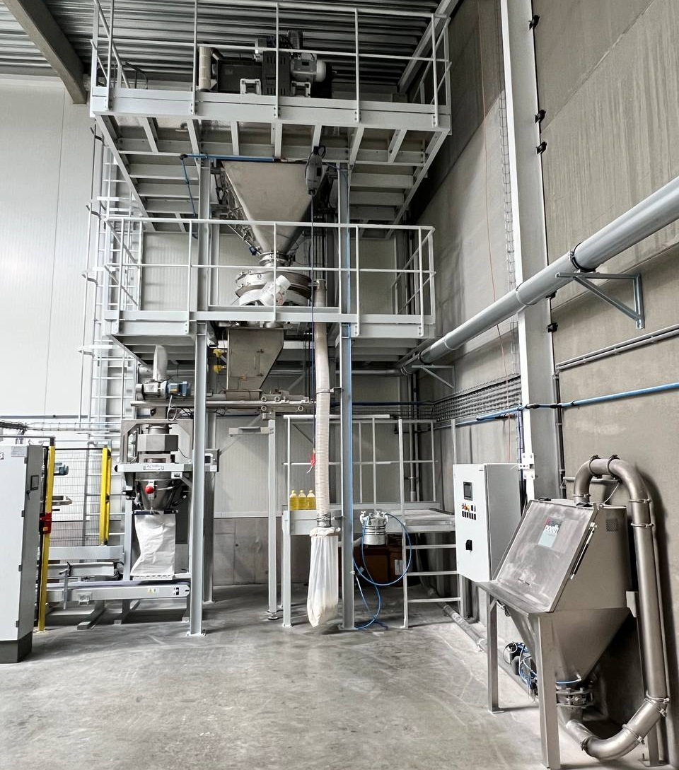 Mix & Blending machinery