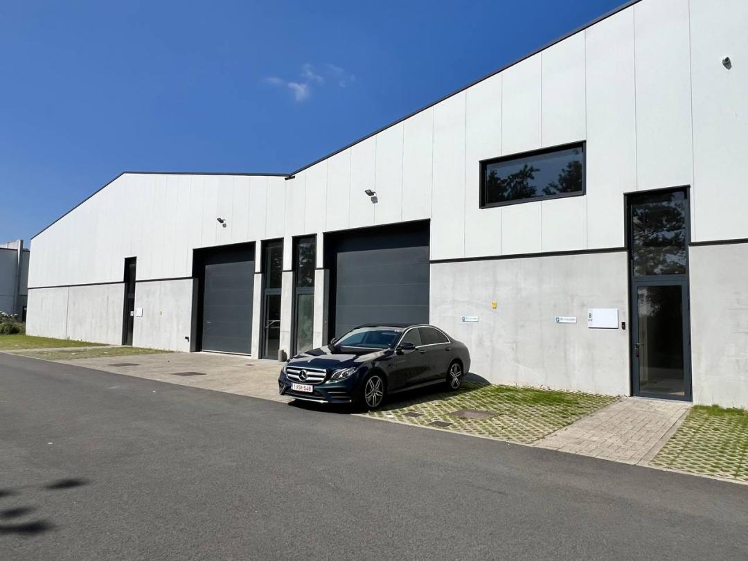 Storage & Distribution